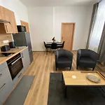 شقة Kerova 7 *