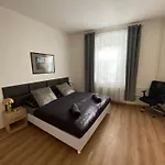 Kerova 7 *
